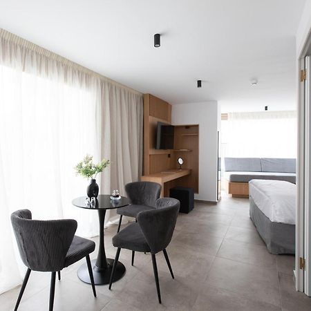 Griffin Suites Héraklion Extérieur photo