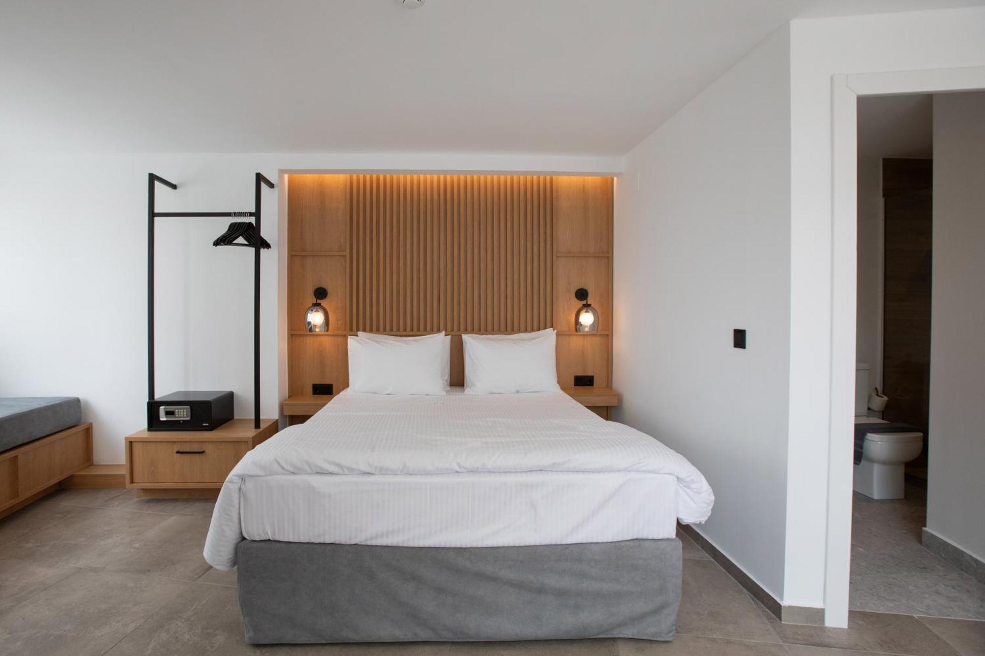 Griffin Suites Héraklion Extérieur photo