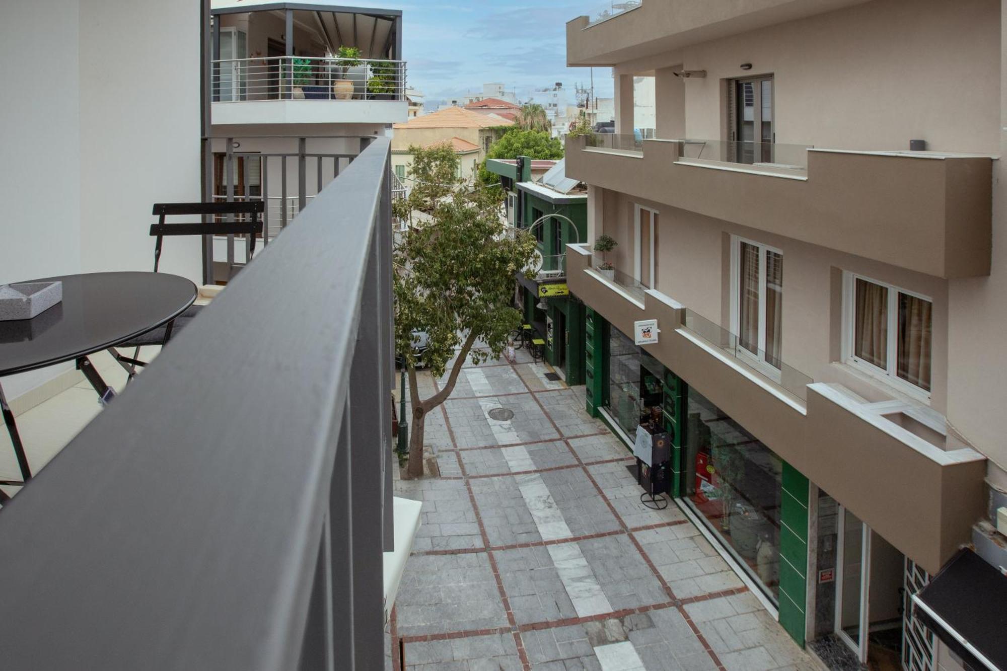 Griffin Suites Héraklion Extérieur photo